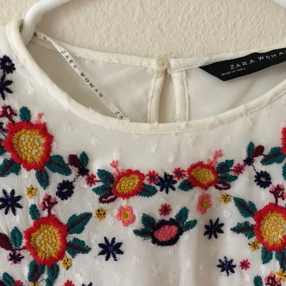 ZARA Blouse with Stitched Detail - Picture 2 of 8